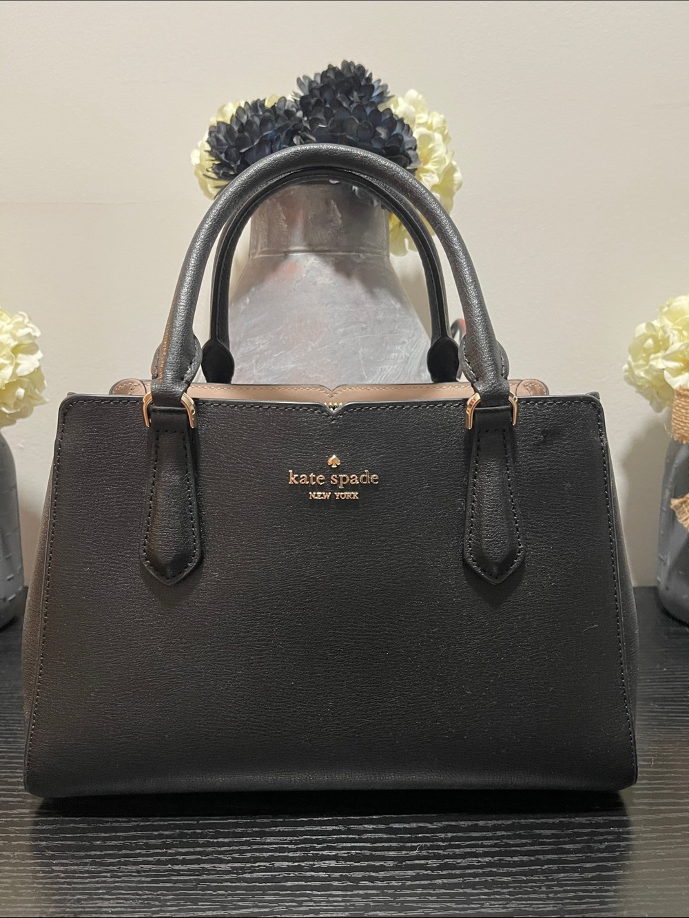 EUC Kate Spade Saffiano Leather Handbag